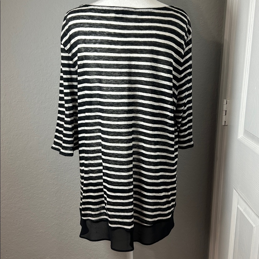 Lauren Ralph Lauren women  100% Linen.Black White Striped blouse XL.Vacation - Picture 2 of 12